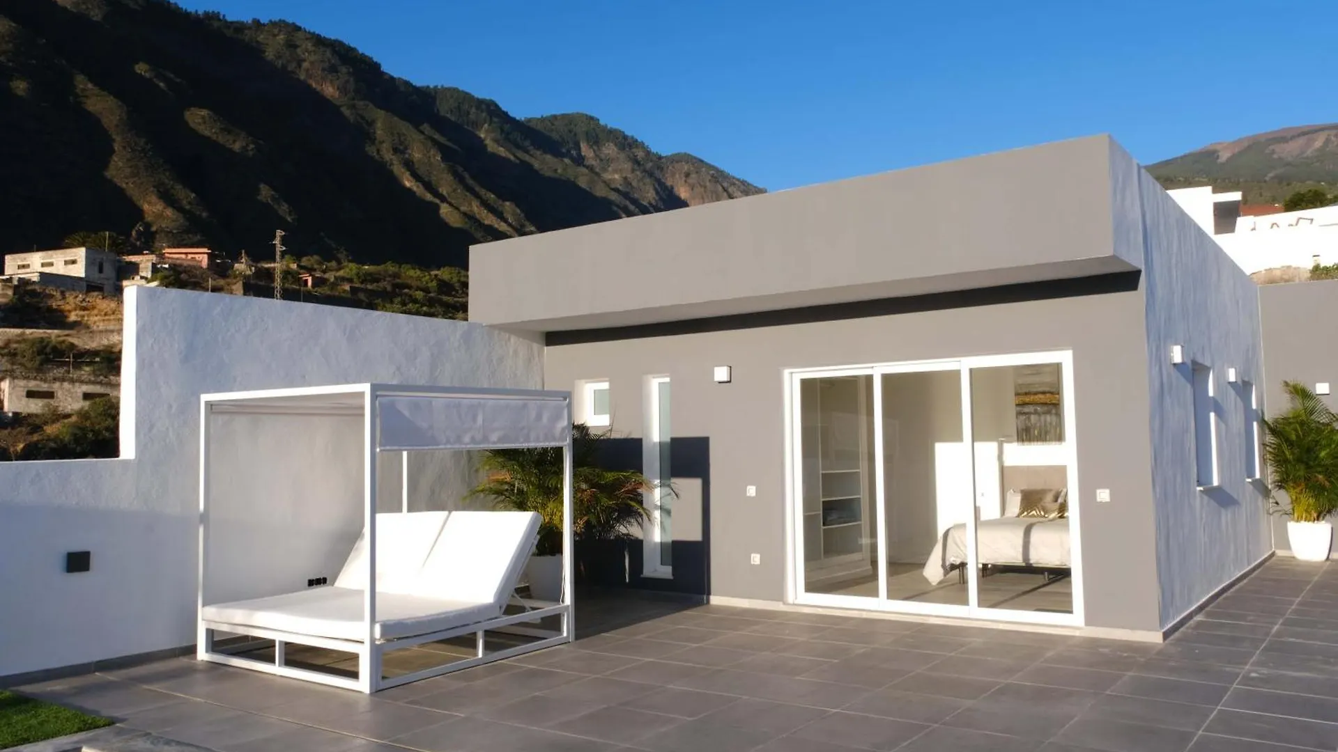 Jvg Villas - Villa Giulia غيمار