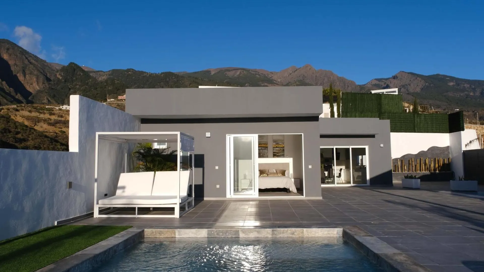 Jvg Villas - Villa Giulia غيمار
